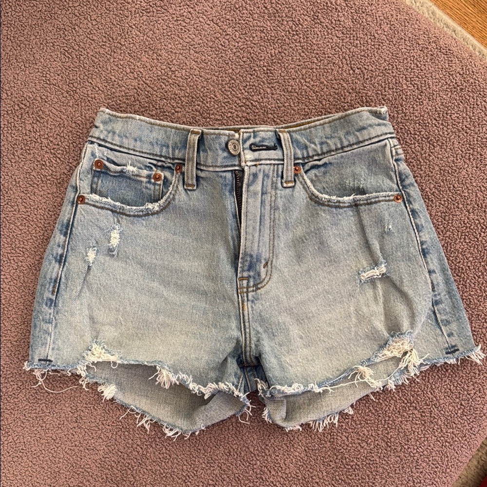 Abercrombie & Fitch Blue MOM SHORT MID RISE